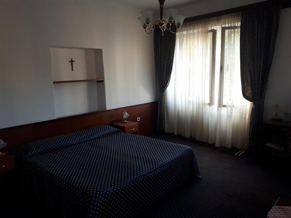 Hotel Mance Brod na Kupi Екстериор снимка